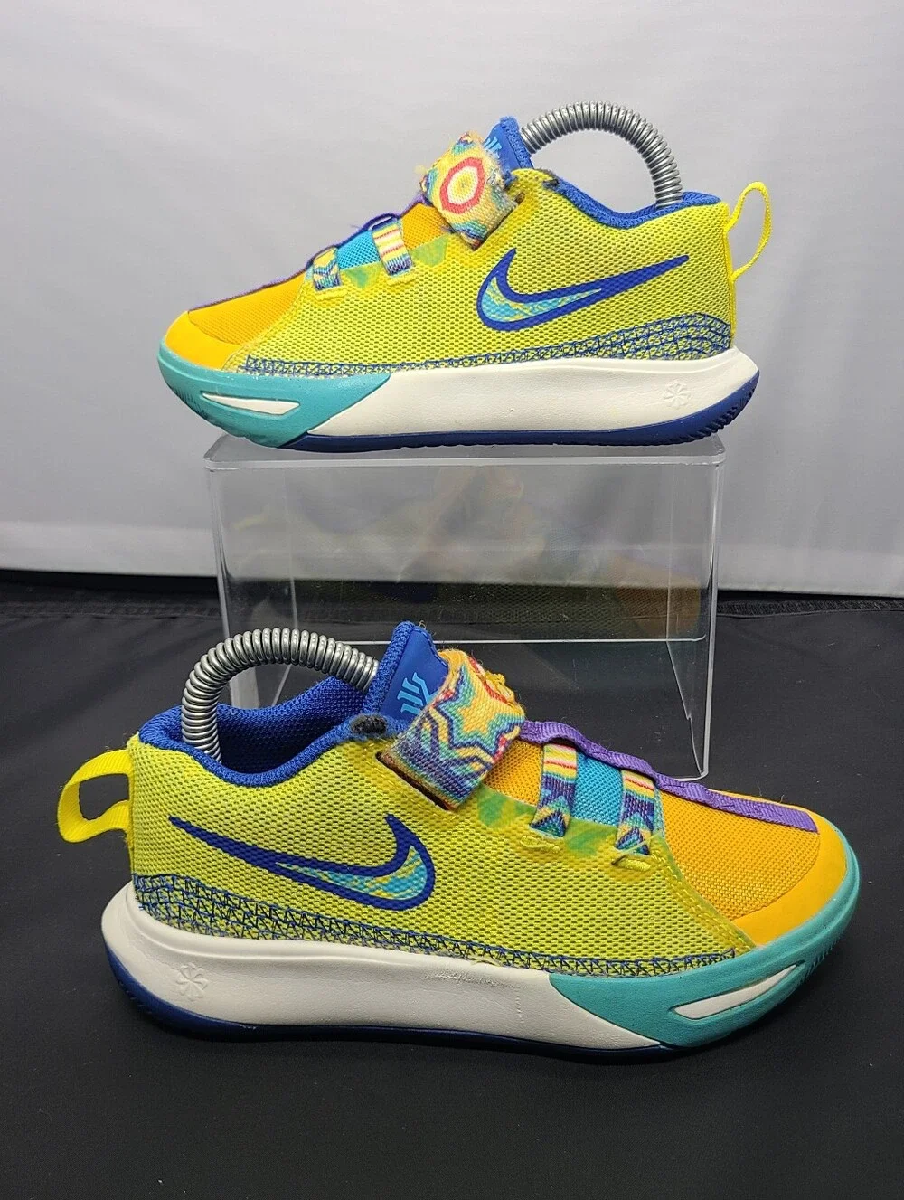 Nike Kyrie Flytrap VI 6 Limited Edition Shoes Yellow Spongebob- kids size 13C